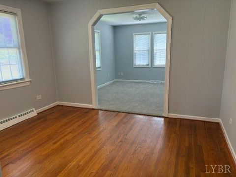 Tiny photo for 10703 Richmond Highway, Lynchburg, VA 24504 (MLS # 366719)