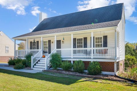 Photo of 1170 Nickolas Berten Way, Lynchburg, VA 24502 (MLS # 362719)