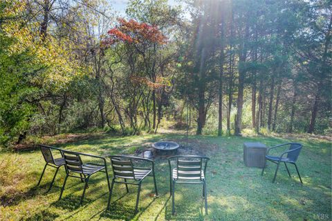 Tiny photo for 1170 Nickolas Berten Way, Lynchburg, VA 24502 (MLS # 362719)