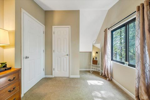 Tiny photo for 8664 Martins Creek Road Rd, Roanoke, VA 24018 (MLS # 366097)