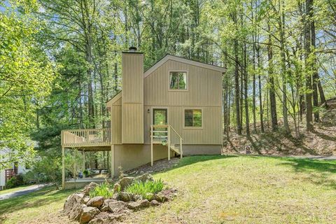 Tiny photo for 8664 Martins Creek Road Rd, Roanoke, VA 24018 (MLS # 366097)