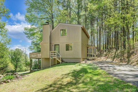 Tiny photo for 8664 Martins Creek Road Rd, Roanoke, VA 24018 (MLS # 366097)