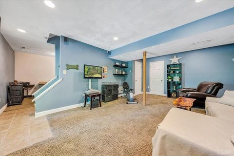 Tiny photo for 8664 Martins Creek Road Rd, Roanoke, VA 24018 (MLS # 366097)