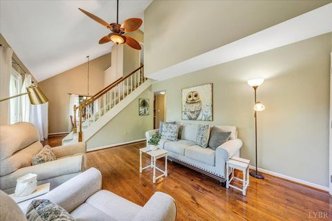 Tiny photo for 8664 Martins Creek Road Rd, Roanoke, VA 24018 (MLS # 366097)