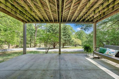 Tiny photo for 8664 Martins Creek Road Rd, Roanoke, VA 24018 (MLS # 366097)