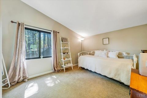 Tiny photo for 8664 Martins Creek Road Rd, Roanoke, VA 24018 (MLS # 366097)