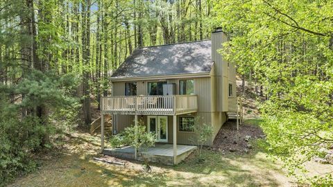 Tiny photo for 8664 Martins Creek Road Rd, Roanoke, VA 24018 (MLS # 366097)