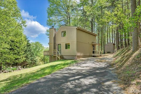 Tiny photo for 8664 Martins Creek Road Rd, Roanoke, VA 24018 (MLS # 366097)