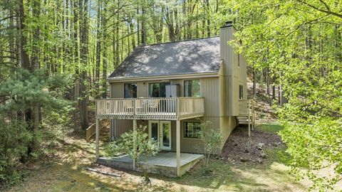 Tiny photo for 8664 Martins Creek Road Rd, Roanoke, VA 24018 (MLS # 366097)
