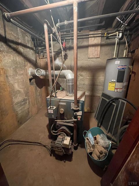 Tiny photo for 1008 Hampton Avenue, Bedford, VA 24523 (MLS # 364061)