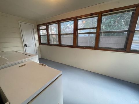 Tiny photo for 1008 Hampton Avenue, Bedford, VA 24523 (MLS # 364061)