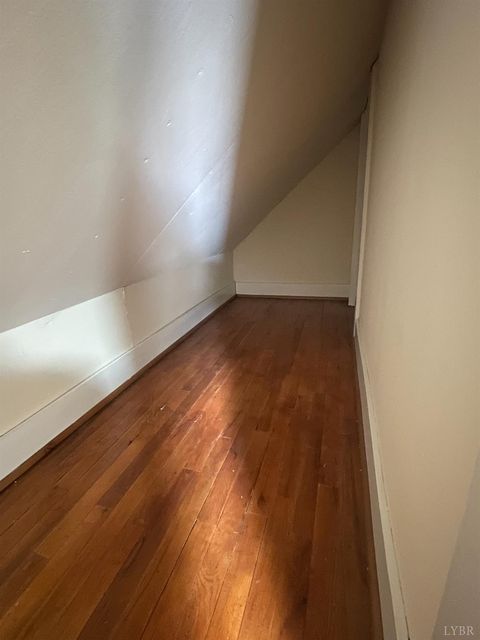 Tiny photo for 1008 Hampton Avenue, Bedford, VA 24523 (MLS # 364061)