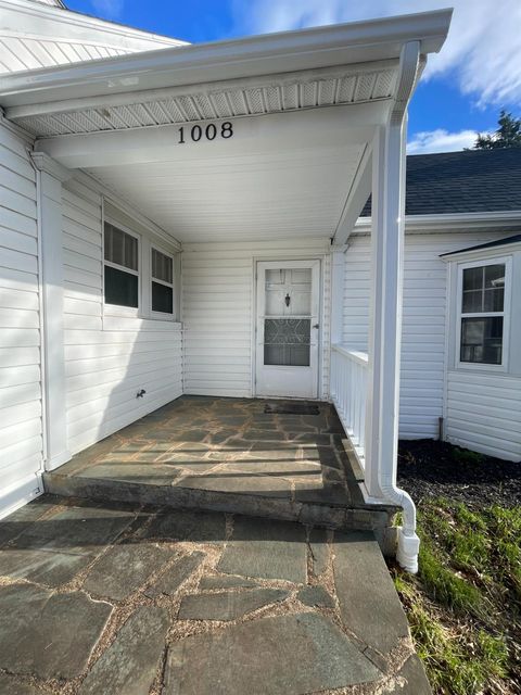 Tiny photo for 1008 Hampton Avenue, Bedford, VA 24523 (MLS # 364061)