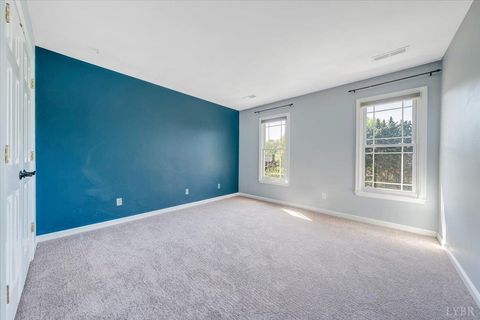 Tiny photo for 7706 Hollins Court Circle, Roanoke, VA 24019 (MLS # 365914)