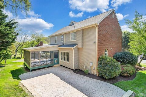 Tiny photo for 7706 Hollins Court Circle, Roanoke, VA 24019 (MLS # 365914)