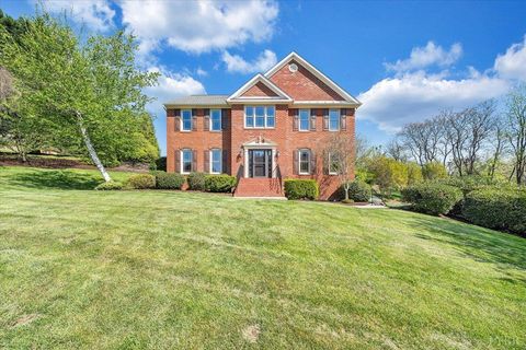 Tiny photo for 7706 Hollins Court Circle, Roanoke, VA 24019 (MLS # 365914)