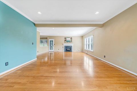 Tiny photo for 7706 Hollins Court Circle, Roanoke, VA 24019 (MLS # 365914)
