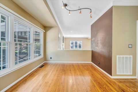 Tiny photo for 7706 Hollins Court Circle, Roanoke, VA 24019 (MLS # 365914)