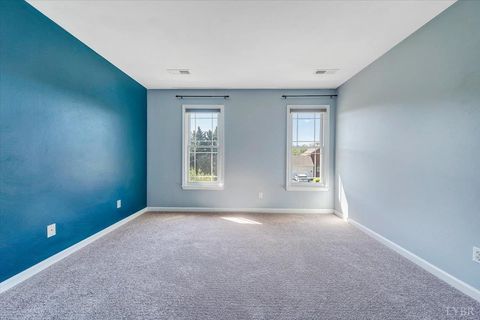 Tiny photo for 7706 Hollins Court Circle, Roanoke, VA 24019 (MLS # 365914)