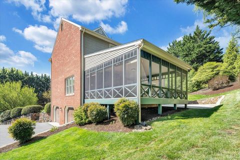 Tiny photo for 7706 Hollins Court Circle, Roanoke, VA 24019 (MLS # 365914)