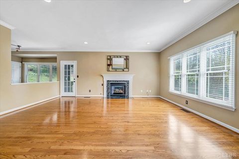 Tiny photo for 7706 Hollins Court Circle, Roanoke, VA 24019 (MLS # 365914)