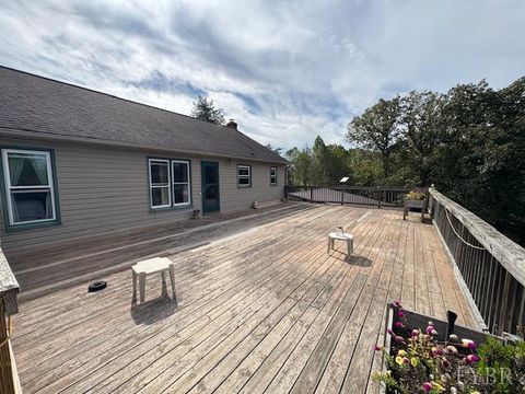 Tiny photo for 827 Wolf Creek Lane, Appomattox, VA 24522 (MLS # 362470)
