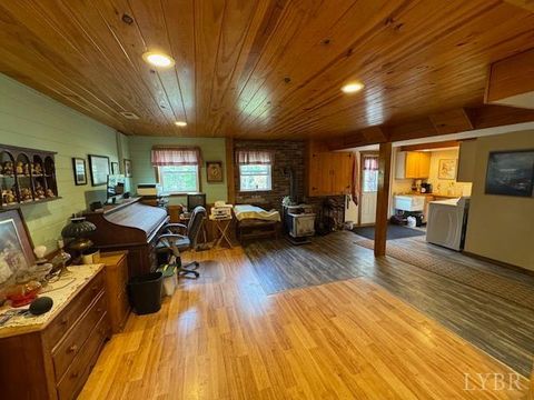 Tiny photo for 827 Wolf Creek Lane, Appomattox, VA 24522 (MLS # 362470)