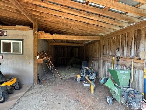 Tiny photo for 827 Wolf Creek Lane, Appomattox, VA 24522 (MLS # 362470)