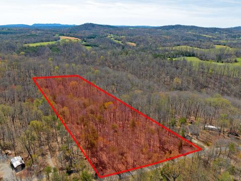 Tiny photo for 9 Oak Dr, Moneta, VA 24121 (MLS # 365207)