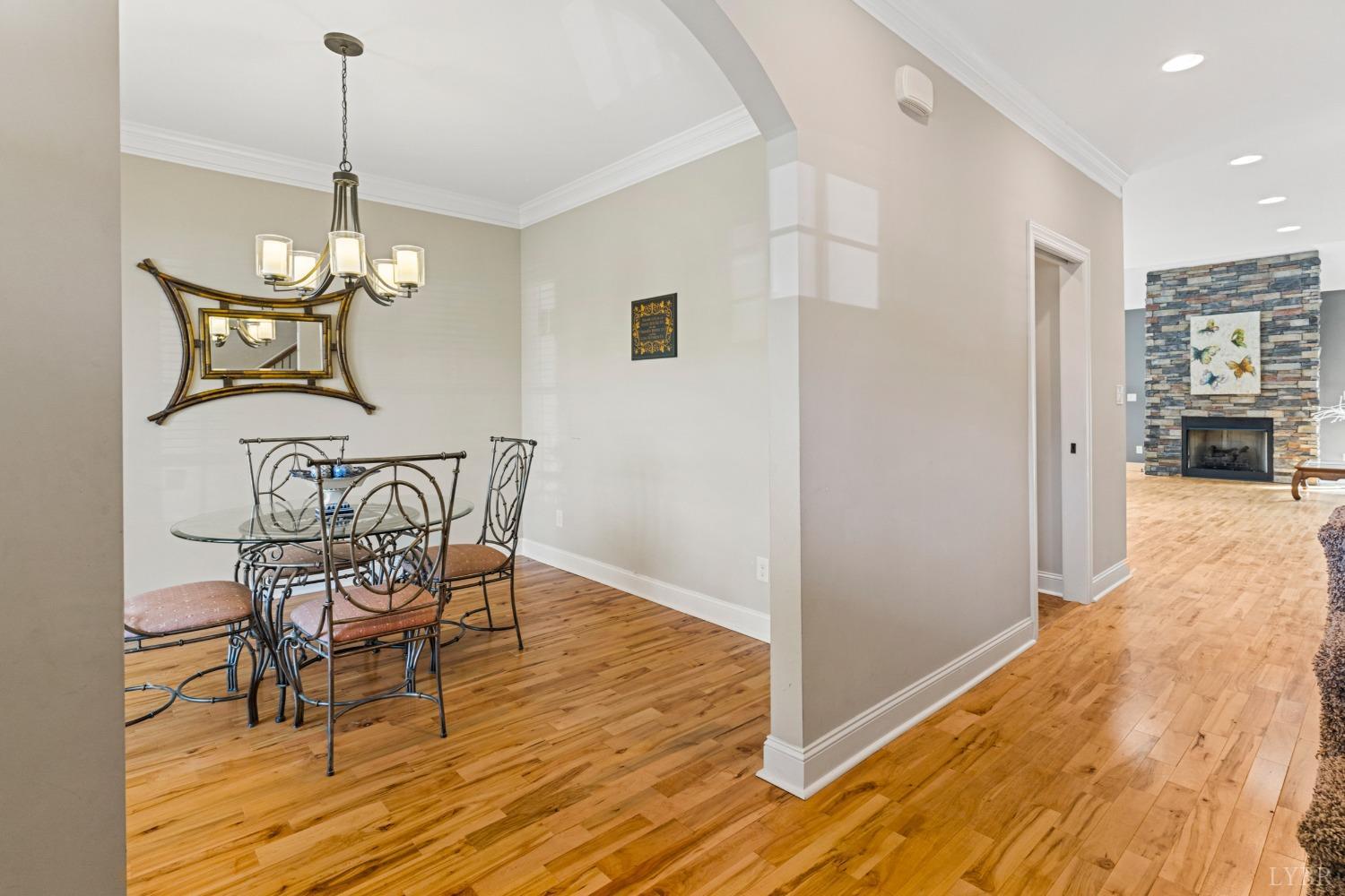 1221 Helmsdale Drive, Forest, Virginia image 8