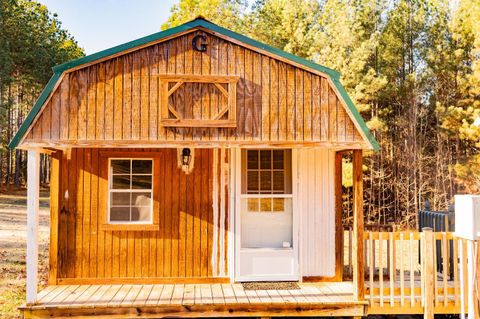 Tiny photo for 1200 Bradley Creek Road, Nathalie, VA 24577 (MLS # 363378)