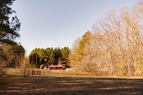 Tiny photo for 1200 Bradley Creek Road, Nathalie, VA 24577 (MLS # 363378)