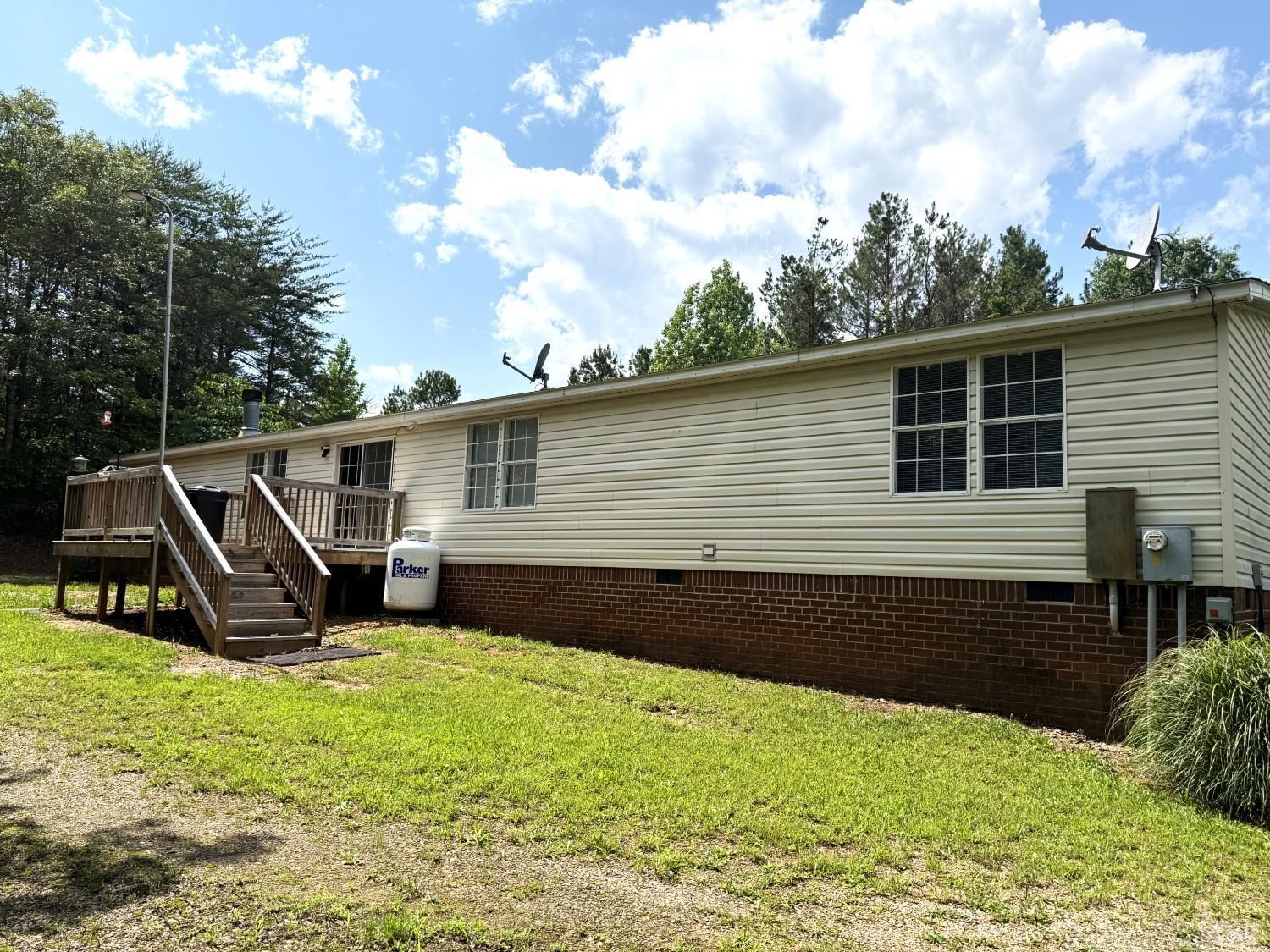 824 Double Bridges Rd, Keysville, Virginia image 7
