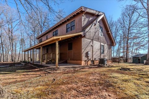 Homes For Sale - 2192 Hixburg Road<br/> Pamplin, VA 23958