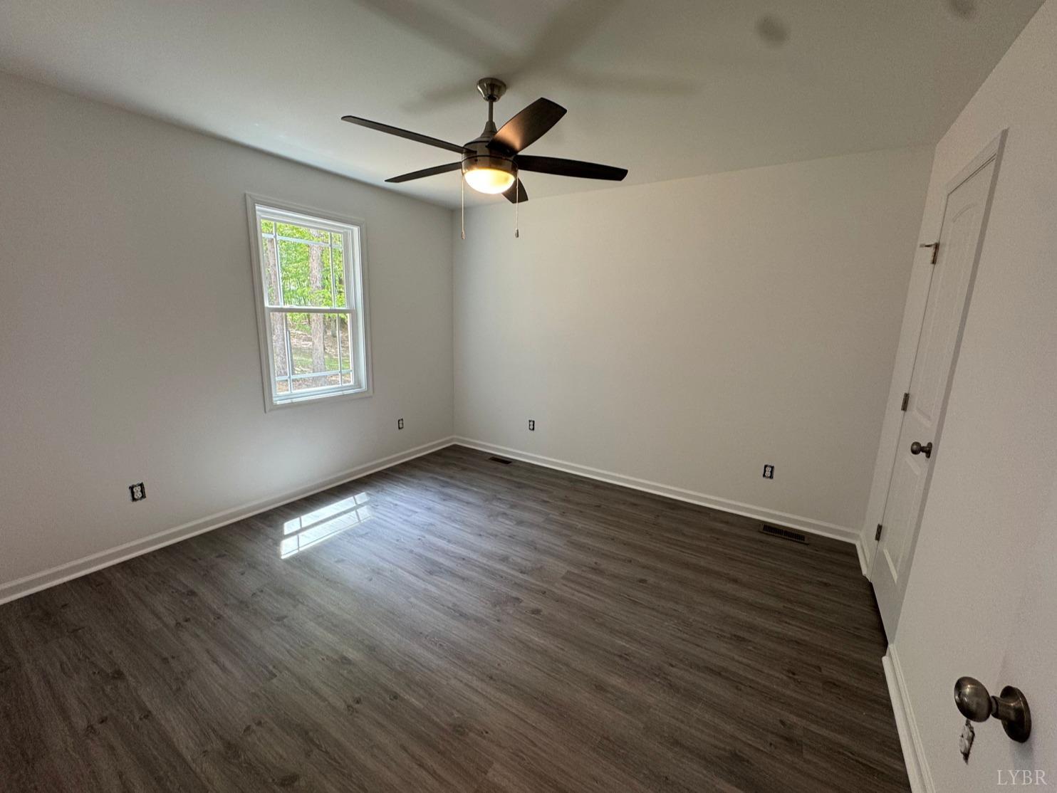 194 Lamont Circle, Madison Heights, Virginia image 12