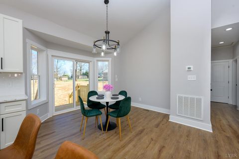 Tiny photo for 2249 Lipscomb Road, Moneta, VA 24121 (MLS # 362921)