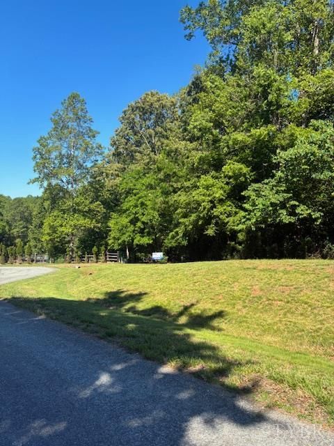 Tiny photo for 53 Sandy Court CT, Gretna, VA 24557 (MLS # 366652)