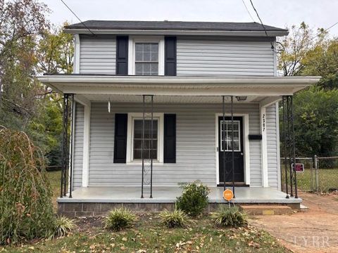 Photo of 2307 Cobbs Street, Lynchburg, VA 24501 (MLS # 362785) Photo of 2307 Cobbs Street, Lynchburg, VA 24501 (MLS # 362785)