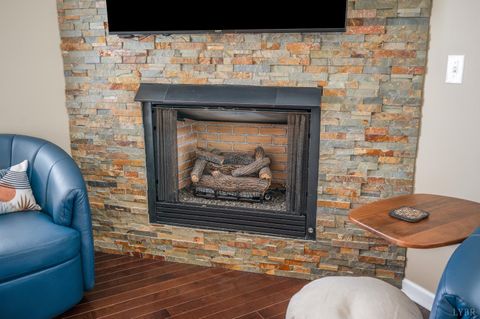 Tiny photo for 4092 Thomas Jefferson Rd, Forest, VA 24551 (MLS # 365736)