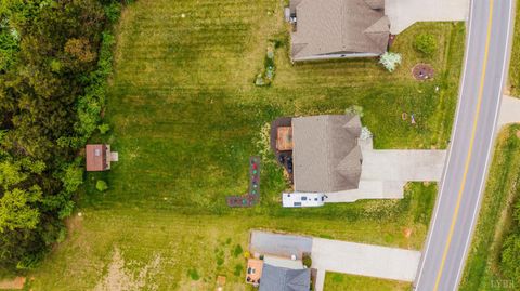 Tiny photo for 4092 Thomas Jefferson Rd, Forest, VA 24551 (MLS # 365736)
