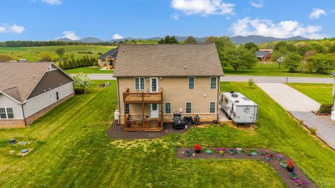 Tiny photo for 4092 Thomas Jefferson Rd, Forest, VA 24551 (MLS # 365736)