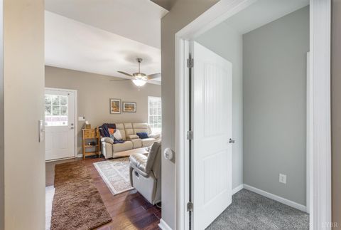 Tiny photo for 4092 Thomas Jefferson Rd, Forest, VA 24551 (MLS # 365736)
