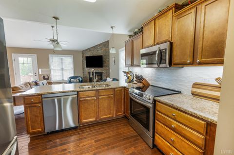 Tiny photo for 4092 Thomas Jefferson Rd, Forest, VA 24551 (MLS # 365736)