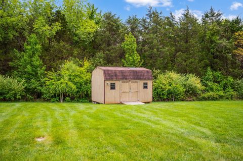 Tiny photo for 4092 Thomas Jefferson Rd, Forest, VA 24551 (MLS # 365736)