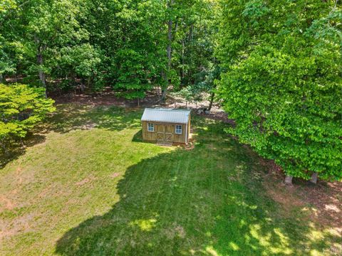 Tiny photo for 180 Hydaway Drive, Forest, VA 24551 (MLS # 366353)