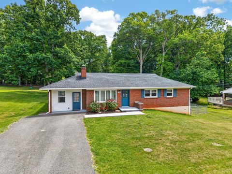 Tiny photo for 180 Hydaway Drive, Forest, VA 24551 (MLS # 366353)