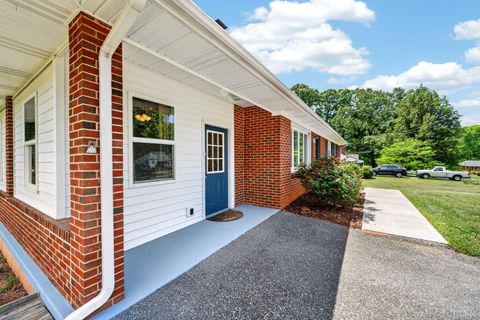 Tiny photo for 180 Hydaway Drive, Forest, VA 24551 (MLS # 366353)
