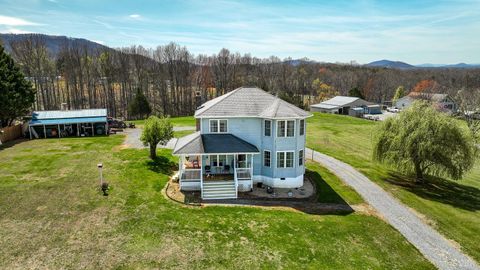 Tiny photo for 2352 Union Church Road, Thaxton, VA 24174 (MLS # 365211)