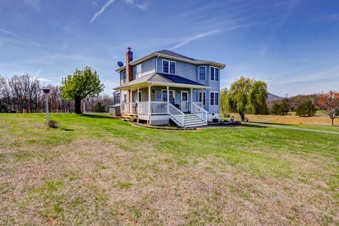 Tiny photo for 2352 Union Church Road, Thaxton, VA 24174 (MLS # 365211)