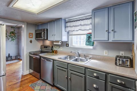 Tiny photo for 2352 Union Church Road, Thaxton, VA 24174 (MLS # 365211)